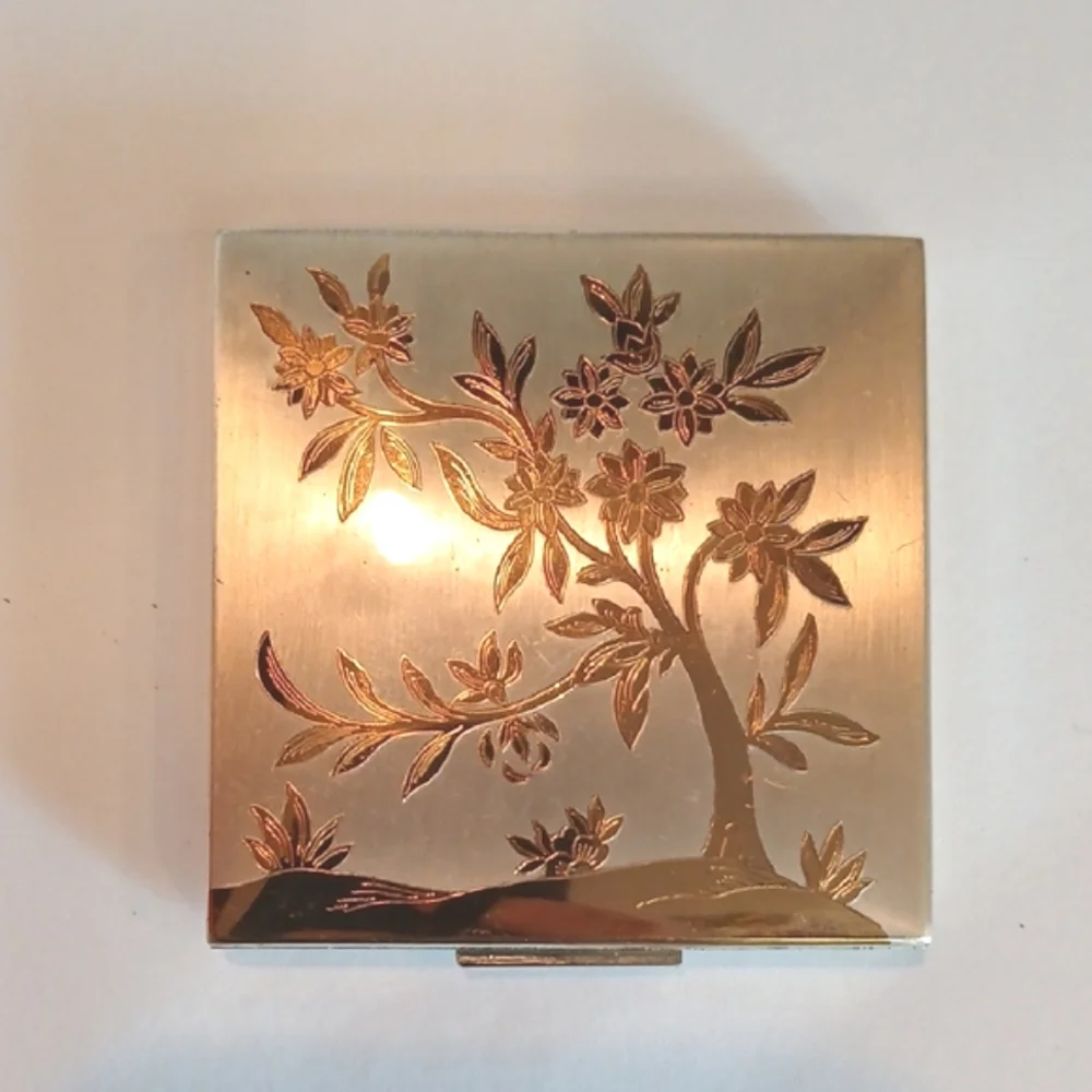 🌸 Vintage Art Deco Elgin America Powder Compact Gold Silver Lotus Tree 40s